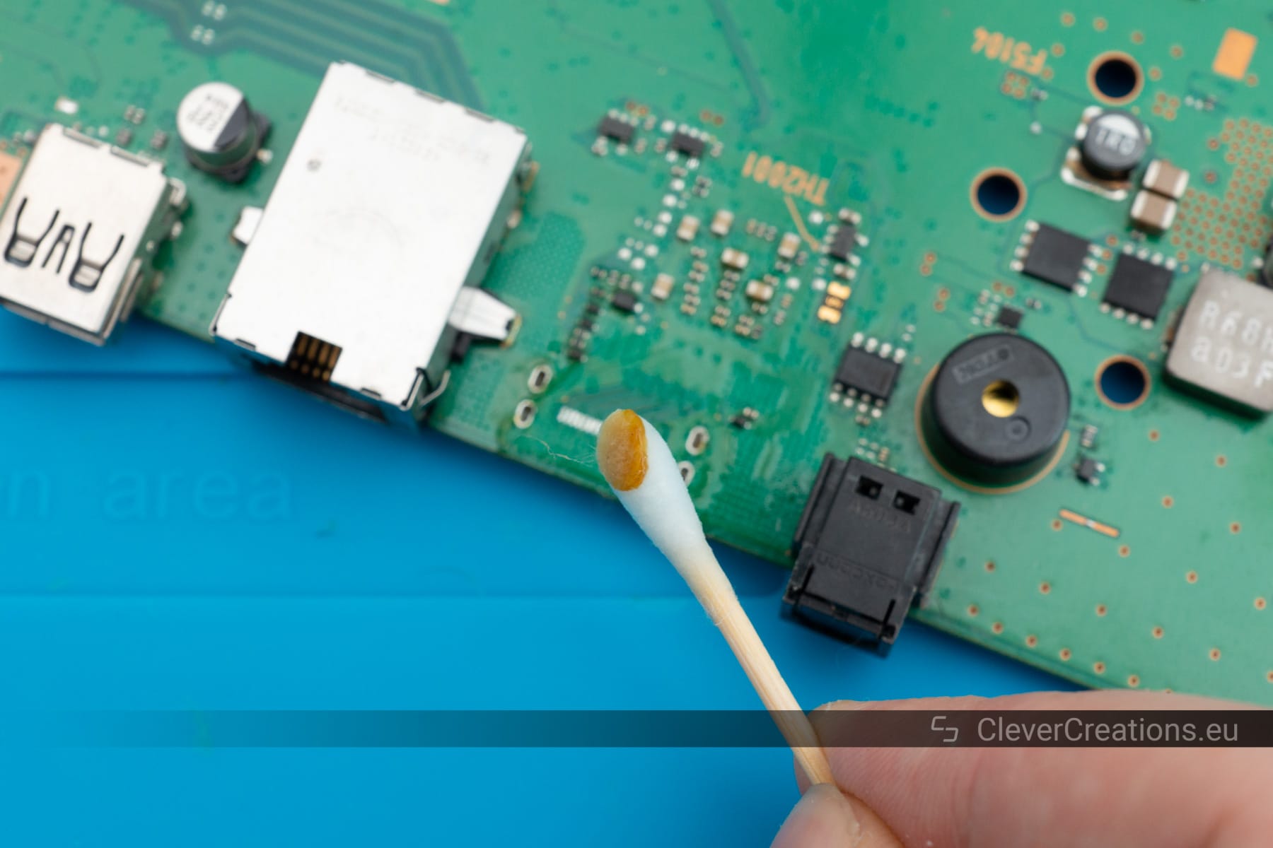 Bevidst bryder ud brutalt How to Repair a Playstation 4 HDMI Port – Clever Creations