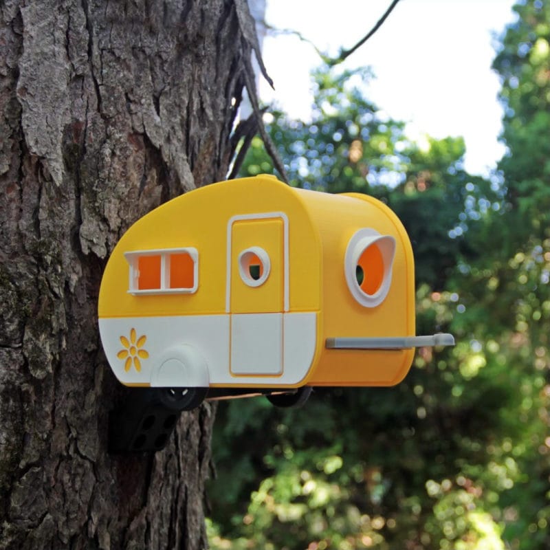 A 3D printed caravan birdhouse for birds