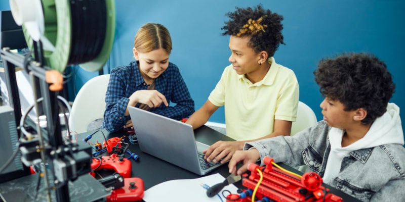 What is the best 3D printer for kids?