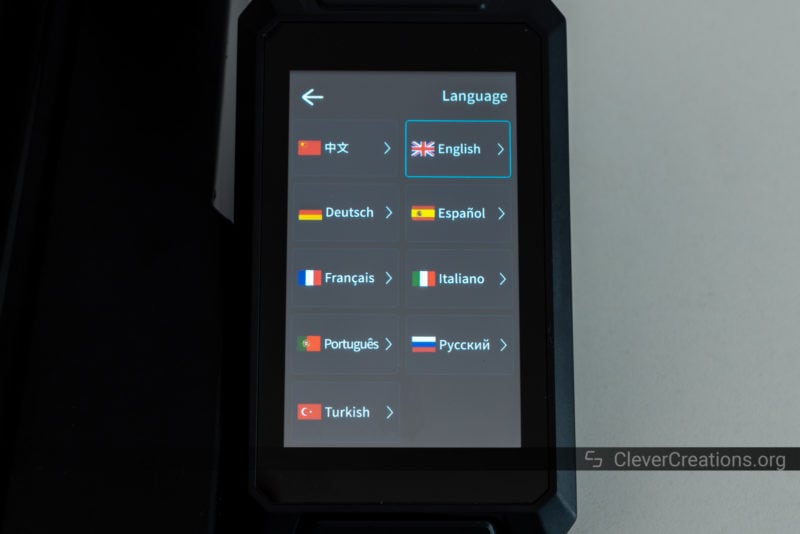 A touch screen displaying the Ender 3 S1 Pro language settings