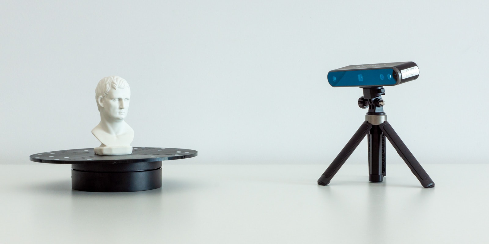 Revopoint POP 2 3D scanner review and specifications