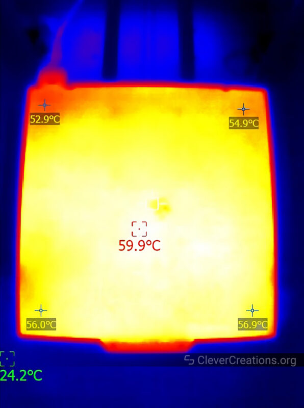 A thermal image of the CR10 Smart Pro print surface heated to 60C.