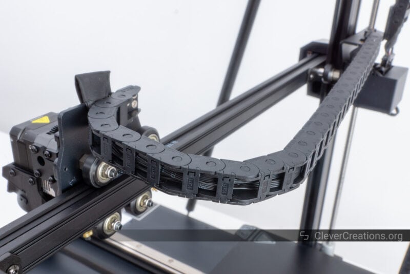 A long drag chain on the X-axis of a 3D printer