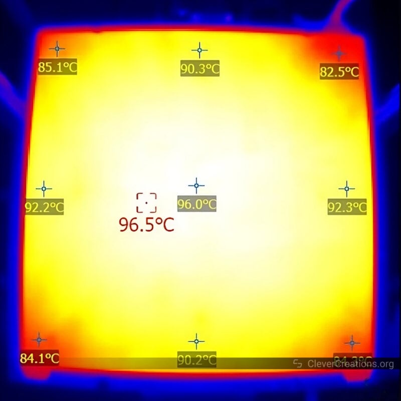 A thermal image of a print bed at 100 degrees Celsius