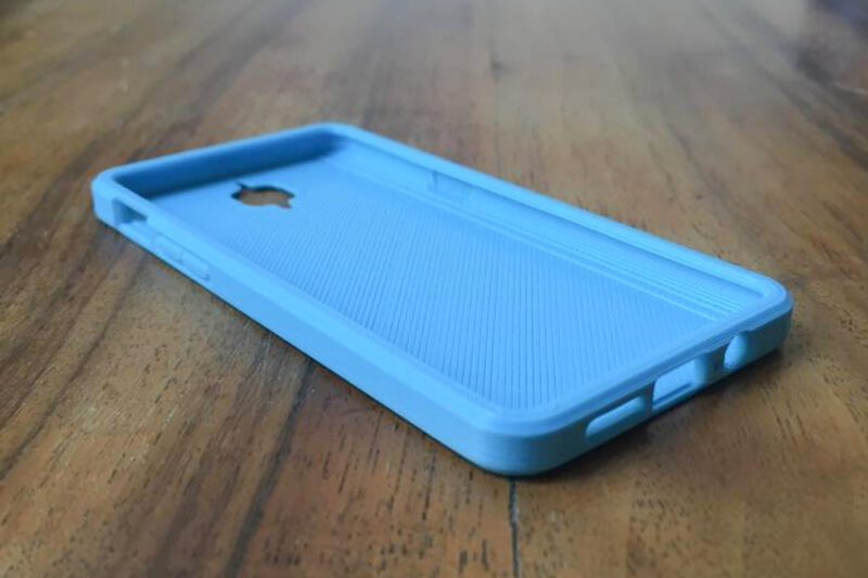 A 3D printed phone case that can be made with TPU or soft PLA