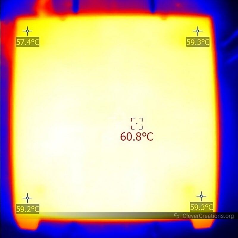Thermal image of the Ender-3 V3 SE print bed heated to 60 degrees Celsius.