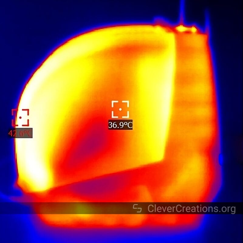 A thermal image of the Creality Space Pi filament dryer.