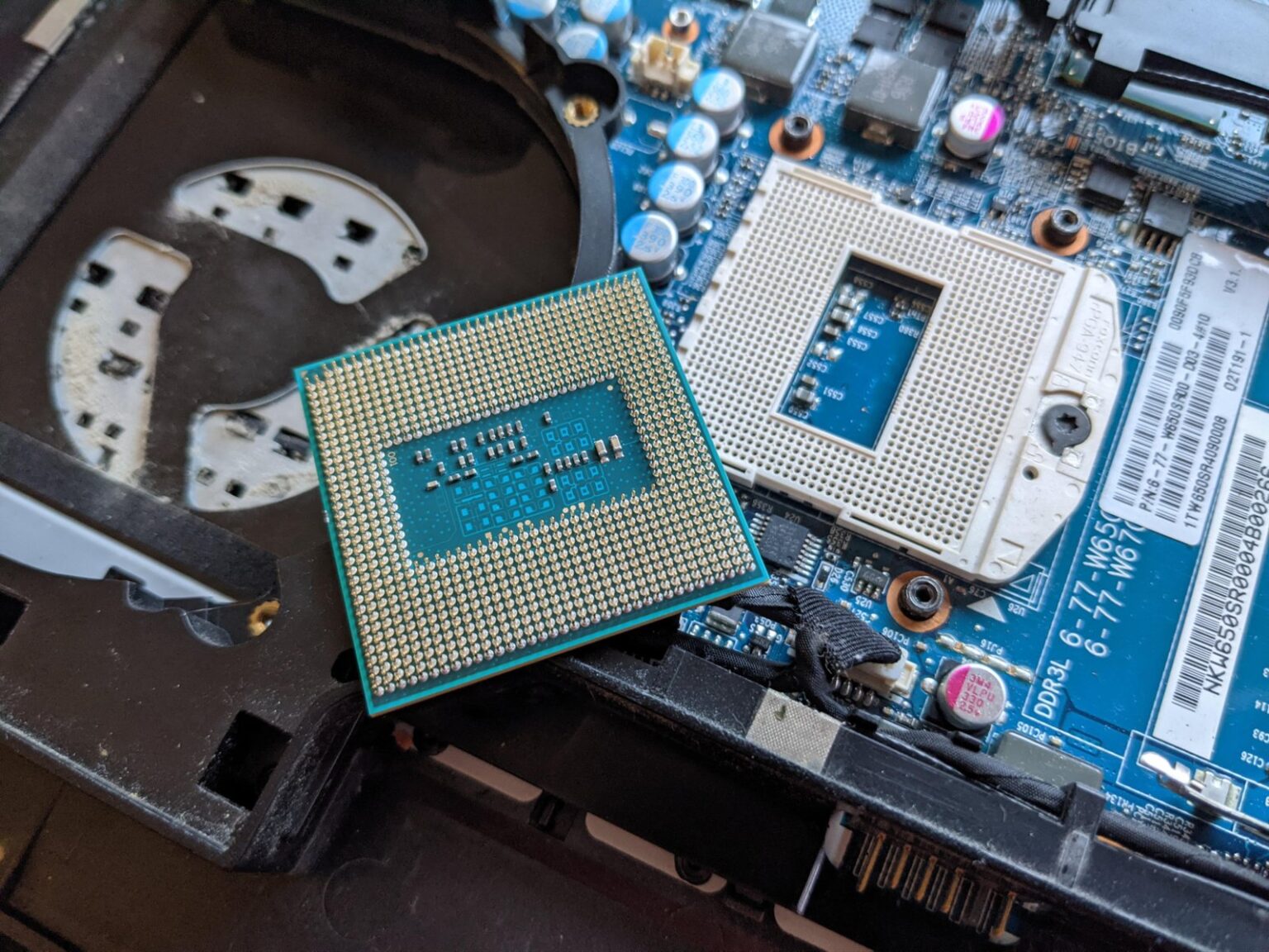Do You Need a Computer for a 3D Printer? 5 Insights | Clever Creations